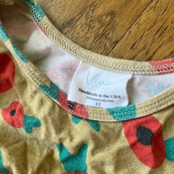 Vivie & Ash Bamboo Three Quarter Sleeve Twirly Dress, Floral/ Poppy Size 3T, GUC - Picture 2 of 3